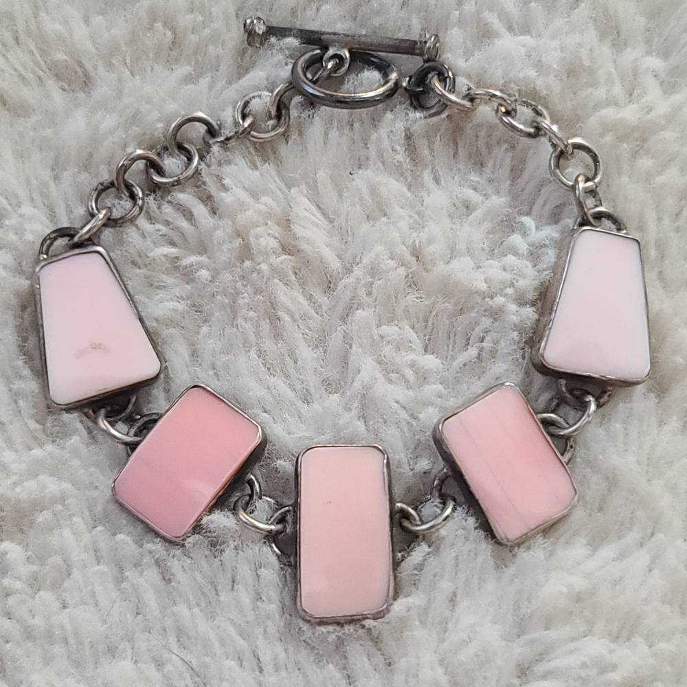 VTG Native American Pink Coral Stone Bracelet 925 stamped Hand Crafted 7.5"